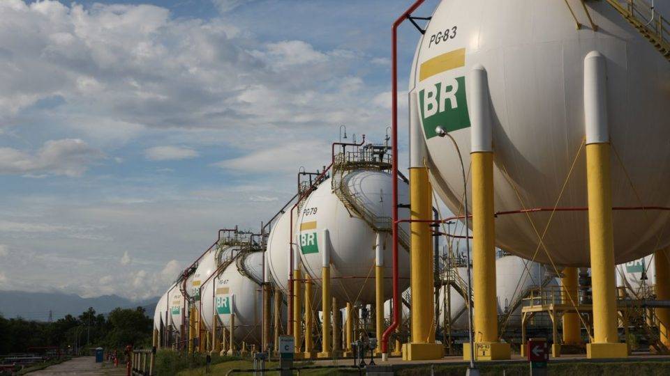 Petrobras registra lucro de R$ 44,5 bilhões no primeiro trimestre de 2022