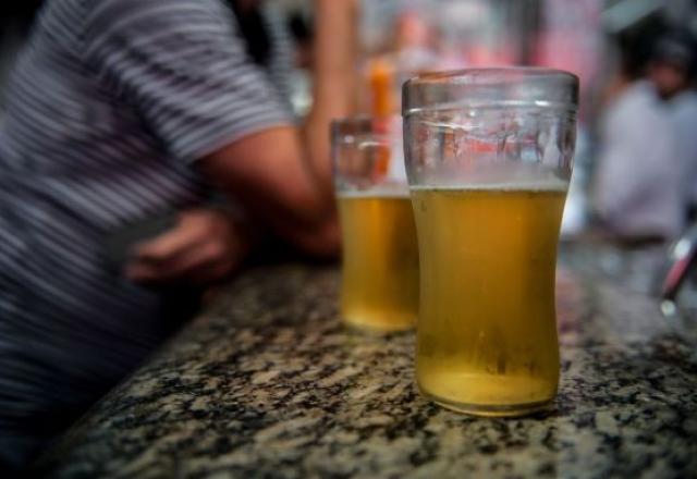 Leia mais sobre o artigo GDF limita horário de locais que vendam bebida alcóolica