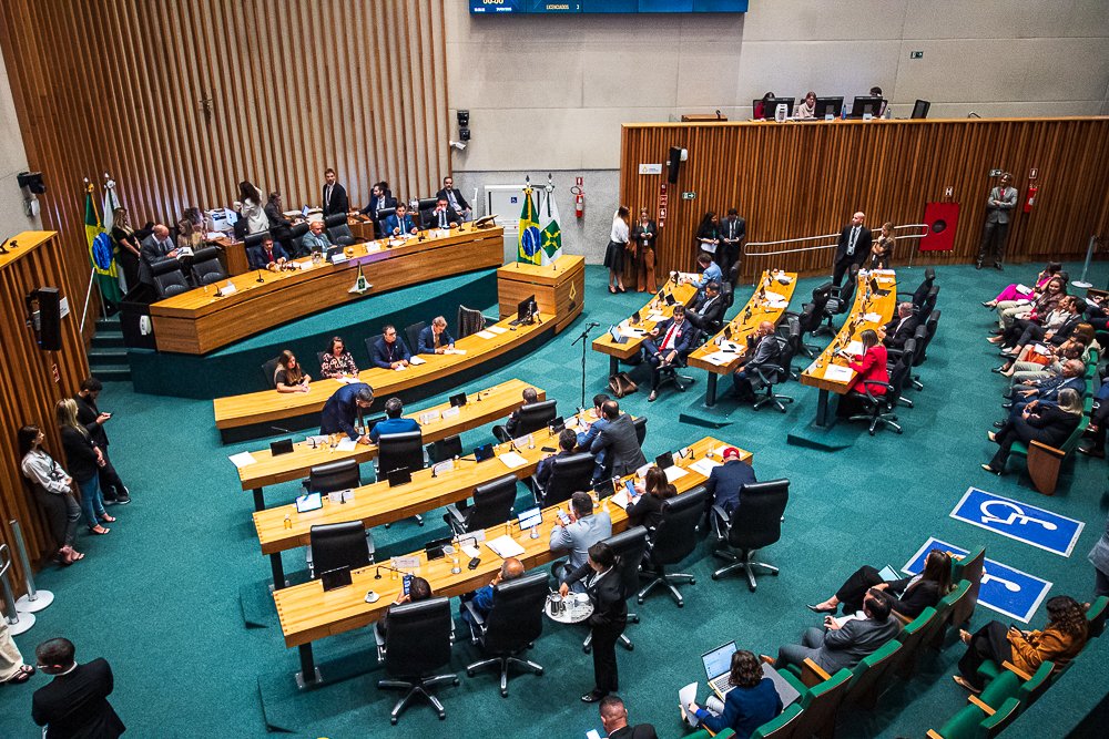 Leia mais sobre o artigo Câmara aprova LDO 2026 com orçamento de R$ 71,7 bilhões para o DF