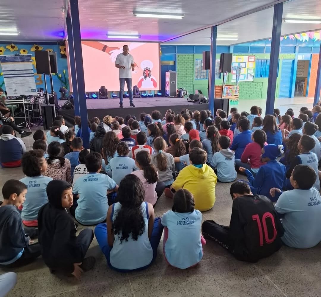 Leia mais sobre o artigo Projeto Escola + Cultura leva arte e reflexão às escolas públicas do DF
