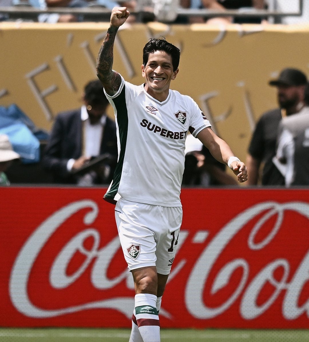 Leia mais sobre o artigo Fluminense surpreende e elimina Inter de Milão; está nas quartas de final da Copa do Mundo de Clubes.