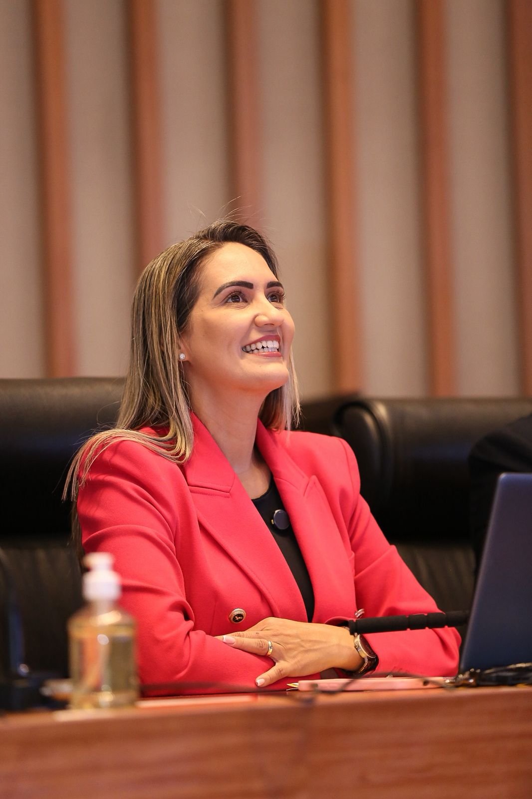 Leia mais sobre o artigo Deputada Jaqueline Silva propõe construção de viaduto na DF-290, em Santa Maria
