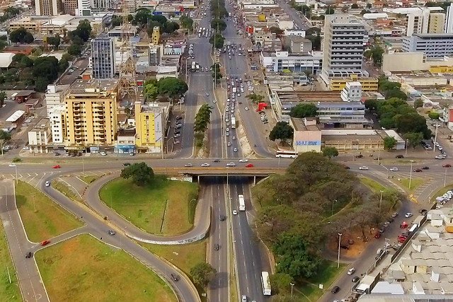 Leia mais sobre o artigo Taguatinga: Condomínio é condenado a indenizar idosa que caiu ao sair de elevador