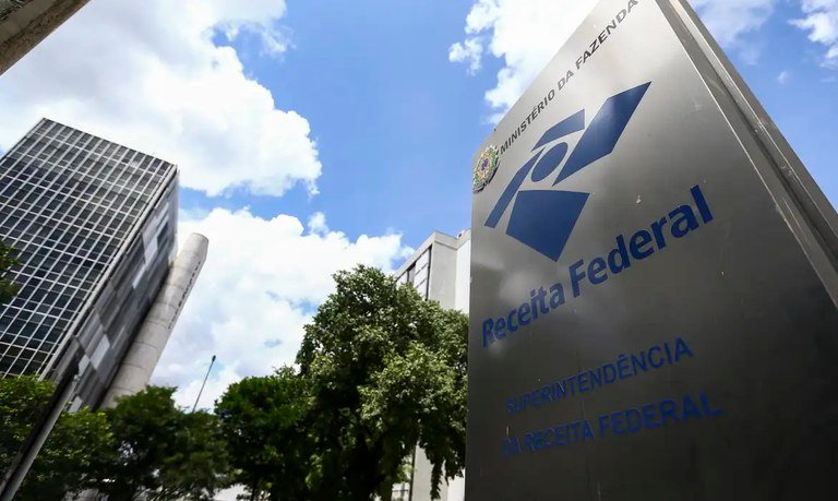 Leia mais sobre o artigo Receita Federal propõe quitação facilitada para pequenos e grandes devedores