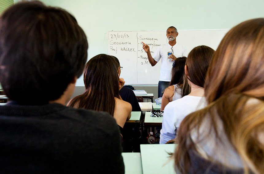 Leia mais sobre o artigo Sancionada lei que cria Carteira Nacional de Docente